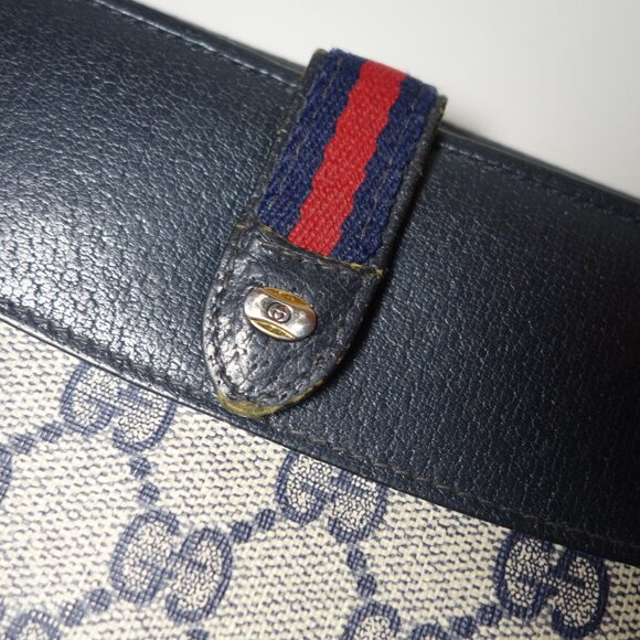 Vintage Gucci GG Blue Monogram Sherry Bi-Fold Long Wallet, Size 4.25 in x 7.5 in - Picture 5 of 16